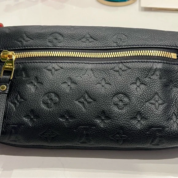 Louis Vuitton Blue/Black Leather Clutch with Gold Accents - Picture 5 of 11